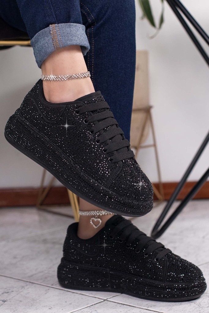 DOLLY | BLACK