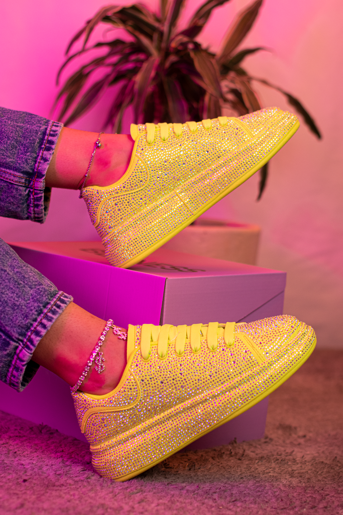 DOLLY | NEON YELLOW
