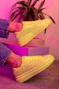 DOLLY | NEON YELLOW