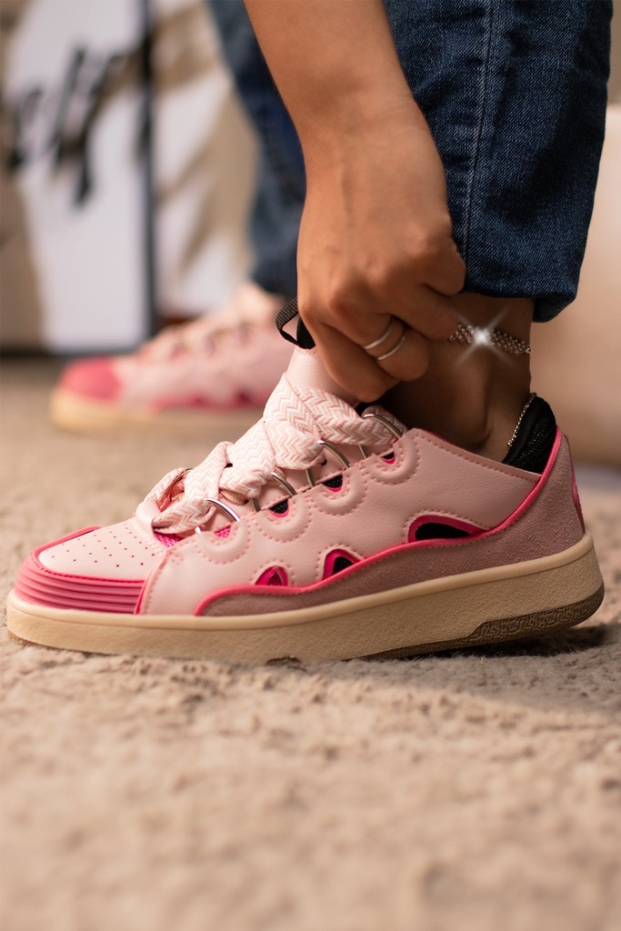 SKATEBOARD | HOT PINK