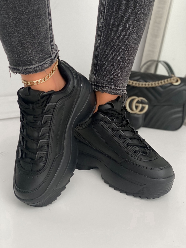 KATE | ALL BLACK
