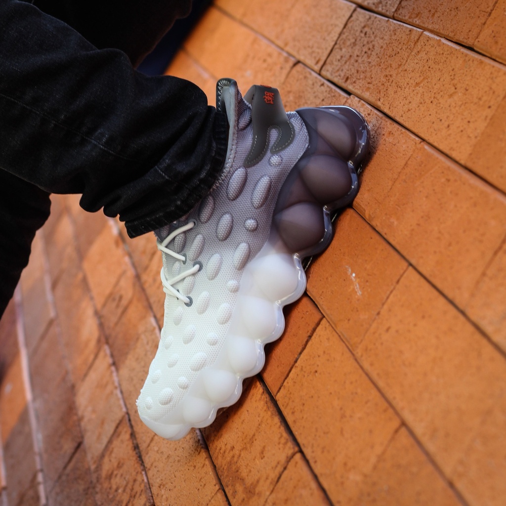 VERSALLES | WHITE/GREY