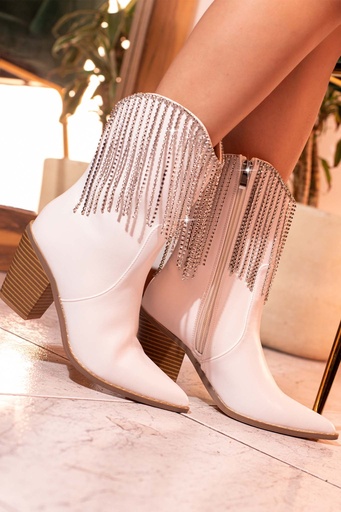 PERRY | WHITE
