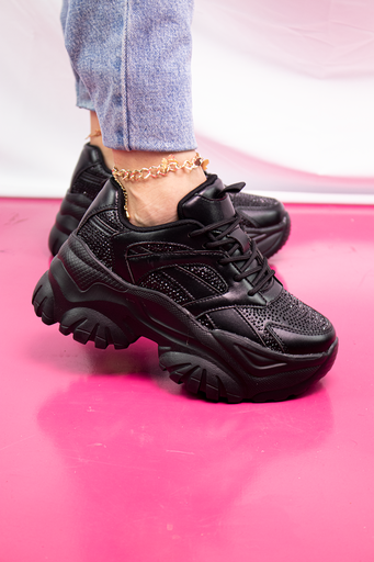 KINSLEY | BLACK