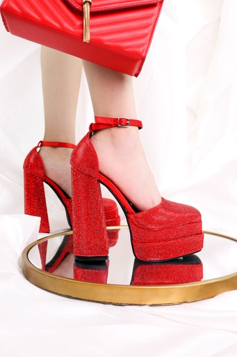 SHOWTIME | RED