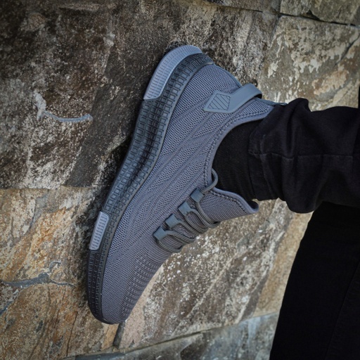 STRAIGHT | GREY