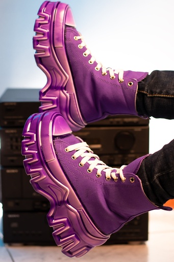 THROW UP | PURPLE
