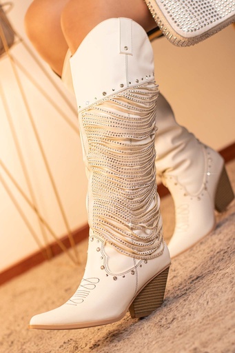 STIKA | WHITE